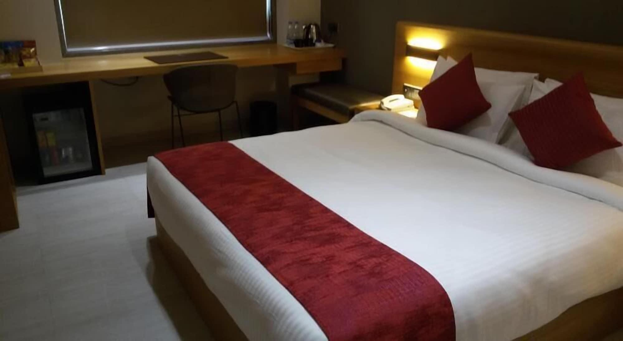 Hotel Suba Elite Vadodara Eksteriør bilde