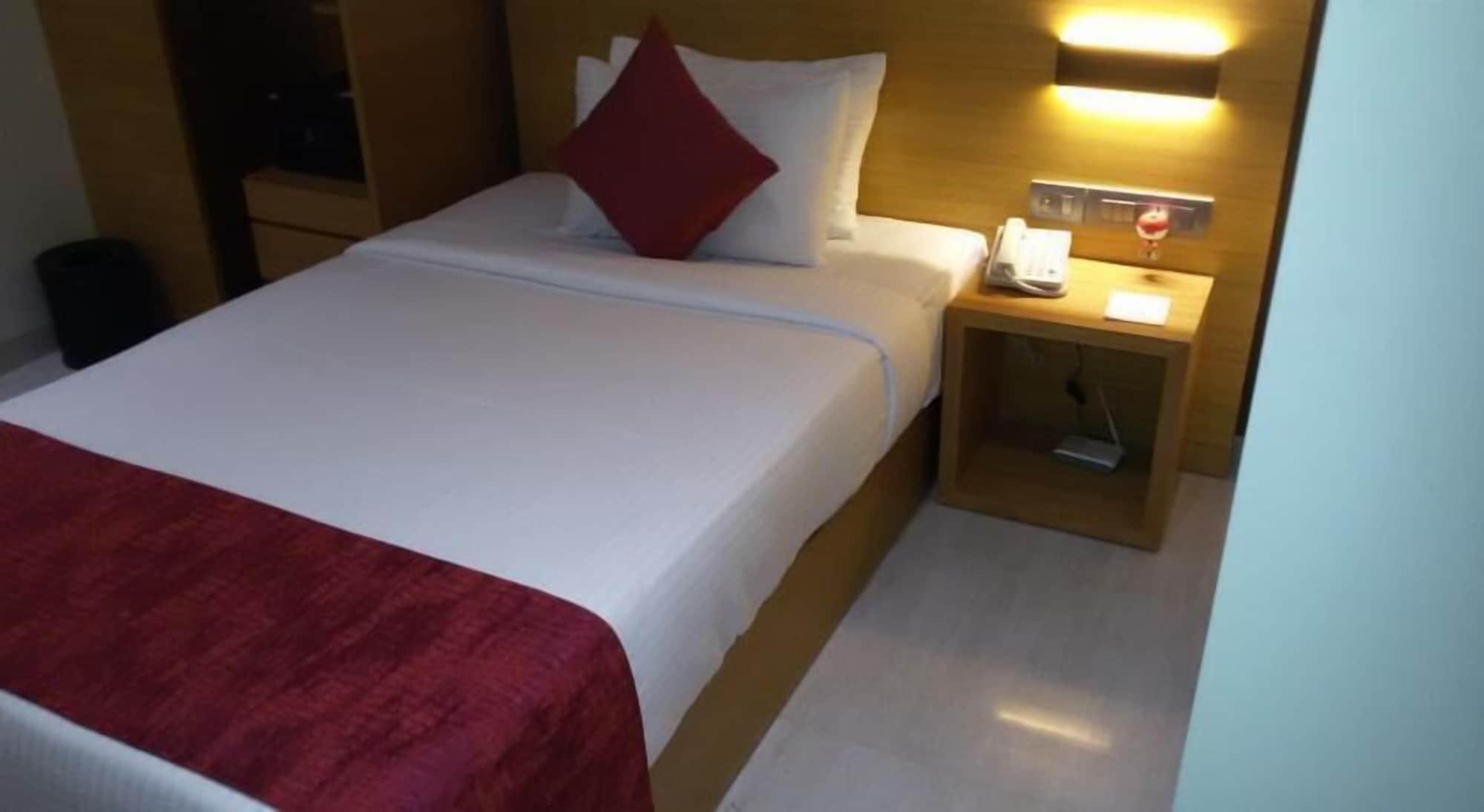 Hotel Suba Elite Vadodara Eksteriør bilde