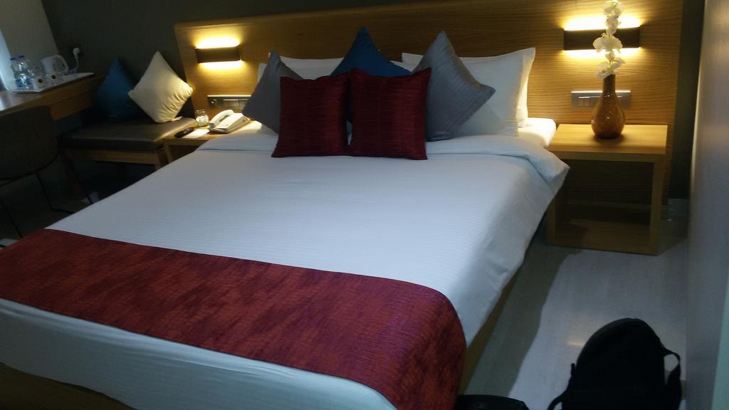 Hotel Suba Elite Vadodara Rom bilde